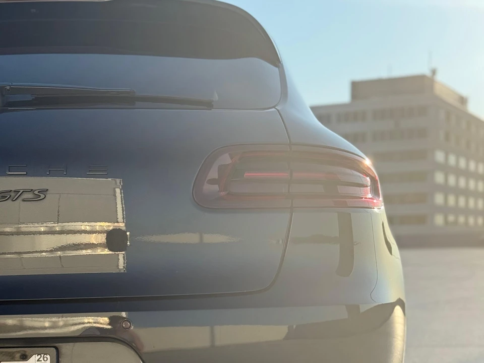 2018 Porsche Macan GTS - Image 20 of 31