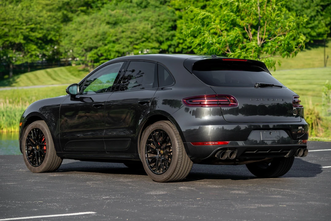 2018 Porsche Macan GTS - Image 4 of 31