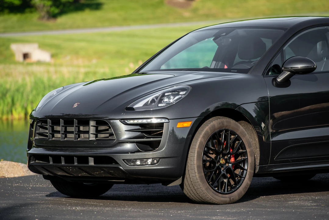 2018 Porsche Macan GTS - Image 23 of 31