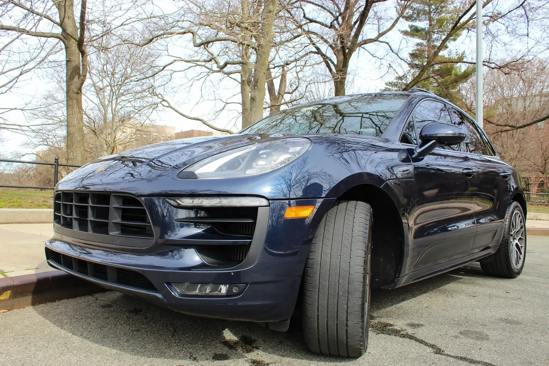 2018 Porsche Macan GTS - Image 4 of 6