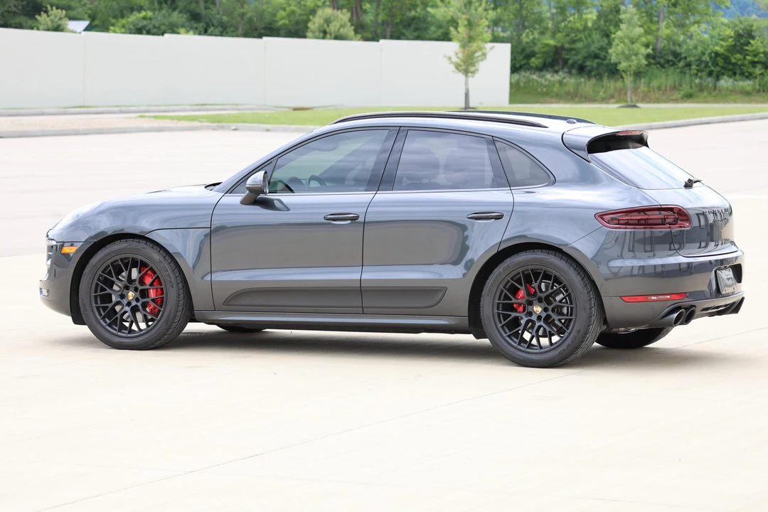 2018 Porsche Macan GTS - Image 19 of 31