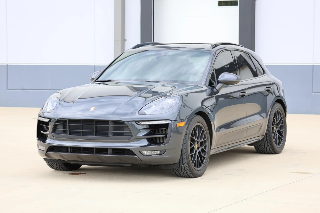 2018 Porsche Macan GTS - Image 9 of 31
