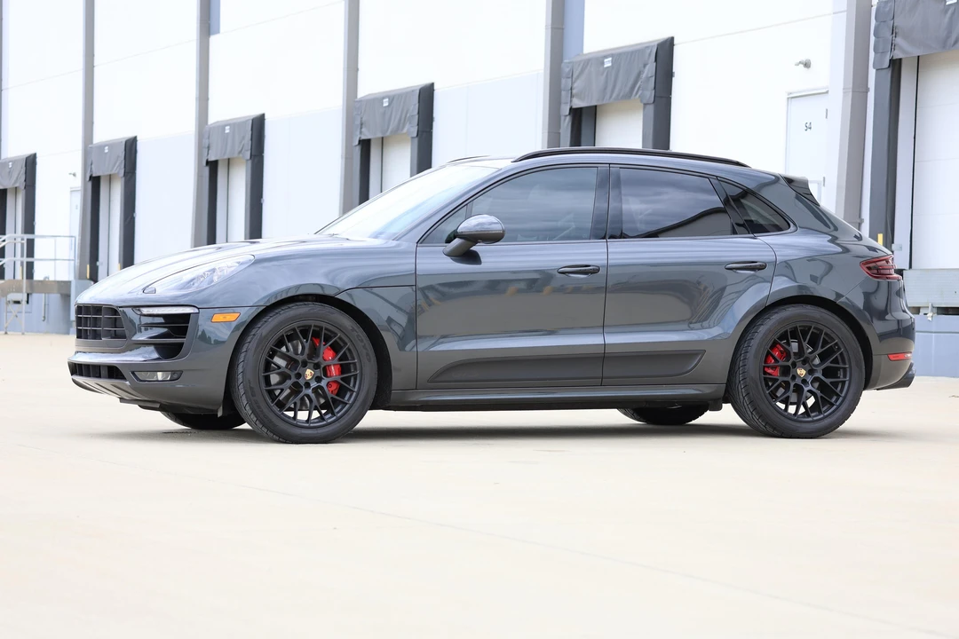 2018 Porsche Macan GTS - Image 14 of 31