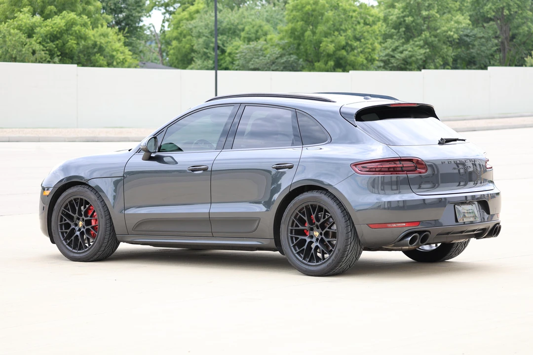 2018 Porsche Macan GTS - Image 24 of 31