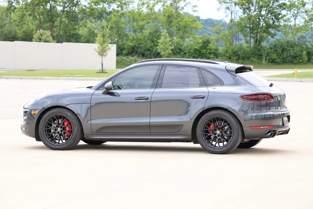2018 Porsche Macan GTS - Image 20 of 31