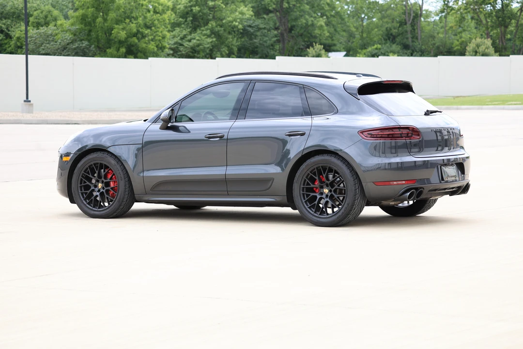 2018 Porsche Macan GTS - Image 18 of 31