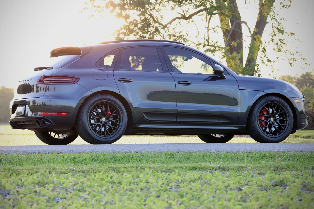 2018 Porsche Macan GTS - Image 4 of 31