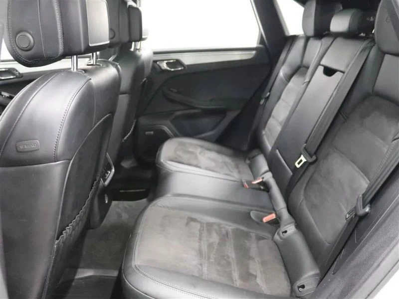2018 Porsche Macan GTS - Image 12 of 12