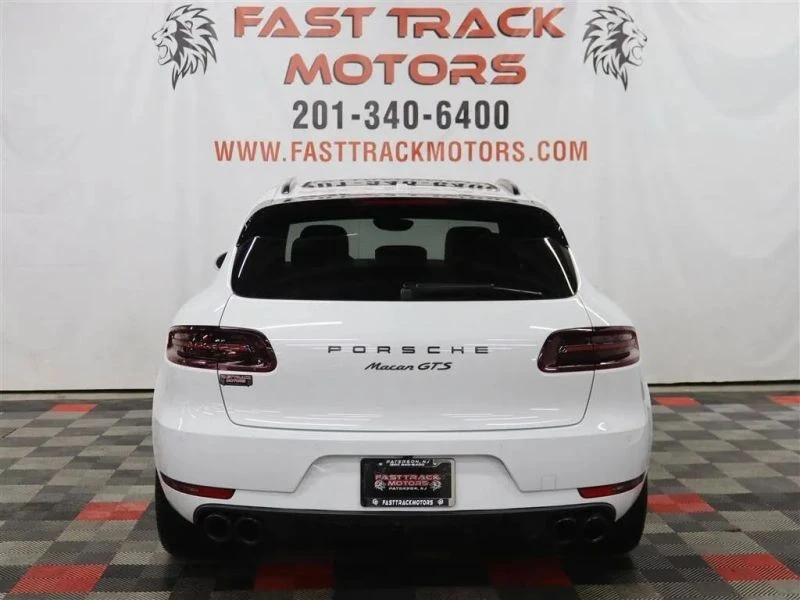 2018 Porsche Macan GTS - Image 6 of 12