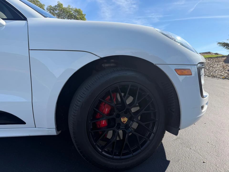 2018 Porsche Macan GTS - Image 19 of 31