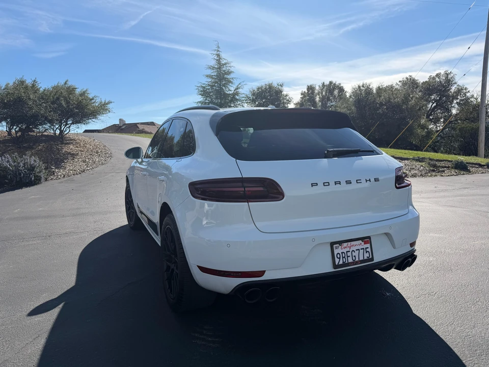 2018 Porsche Macan GTS - Image 10 of 31