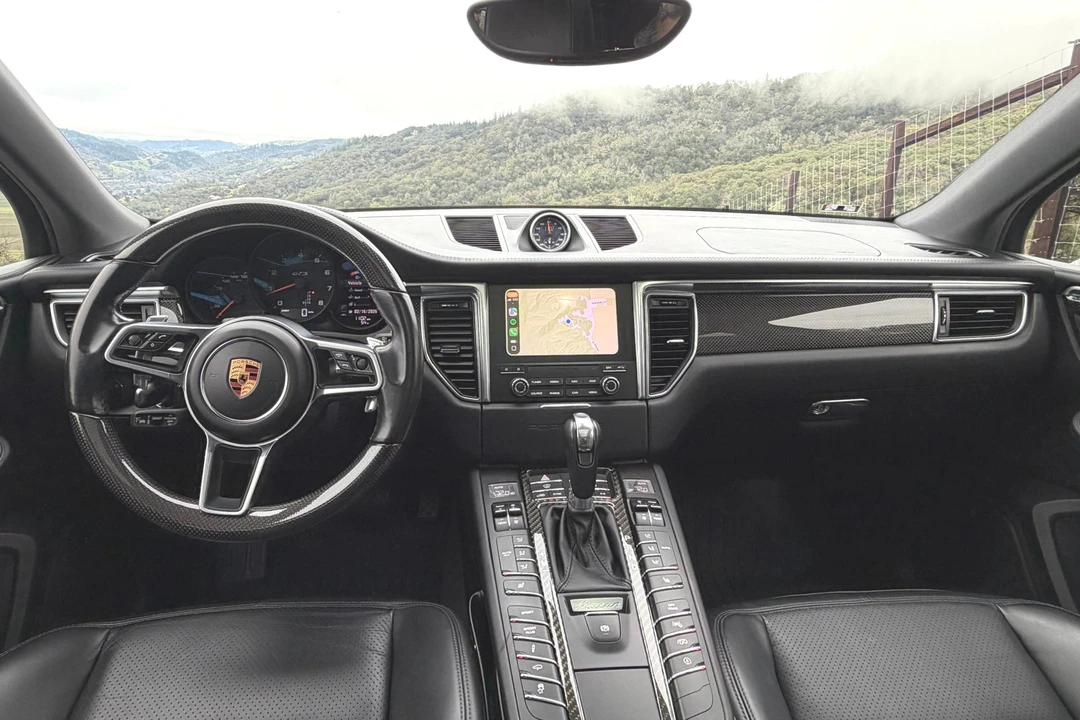 2018 Porsche Macan GTS - Image 22 of 31