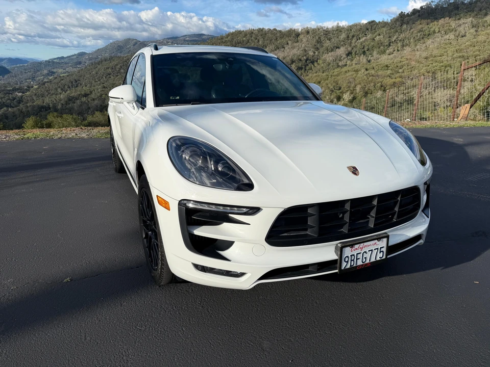 2018 Porsche Macan GTS - Image 14 of 31