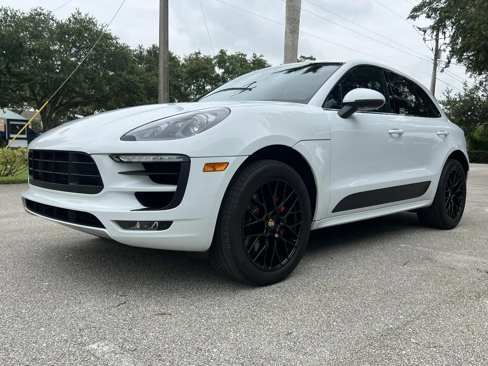 2018 Porsche Macan GTS - Image 3 of 31