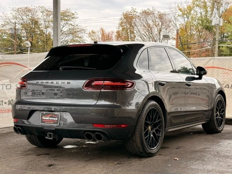2018 Porsche Macan GTS - Image 9 of 12