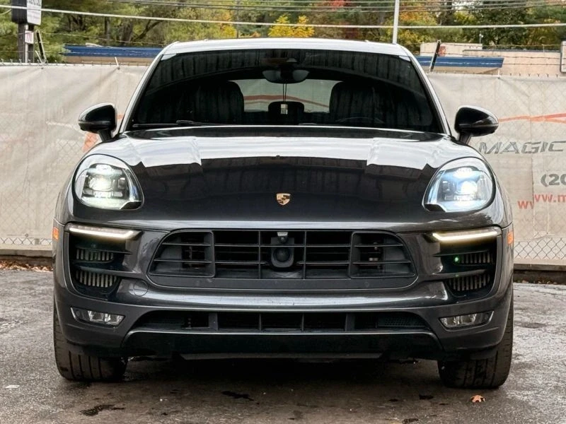 2018 Porsche Macan GTS - Image 5 of 12