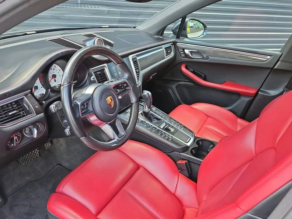 2018 Porsche Macan GTS - Image 4 of 5