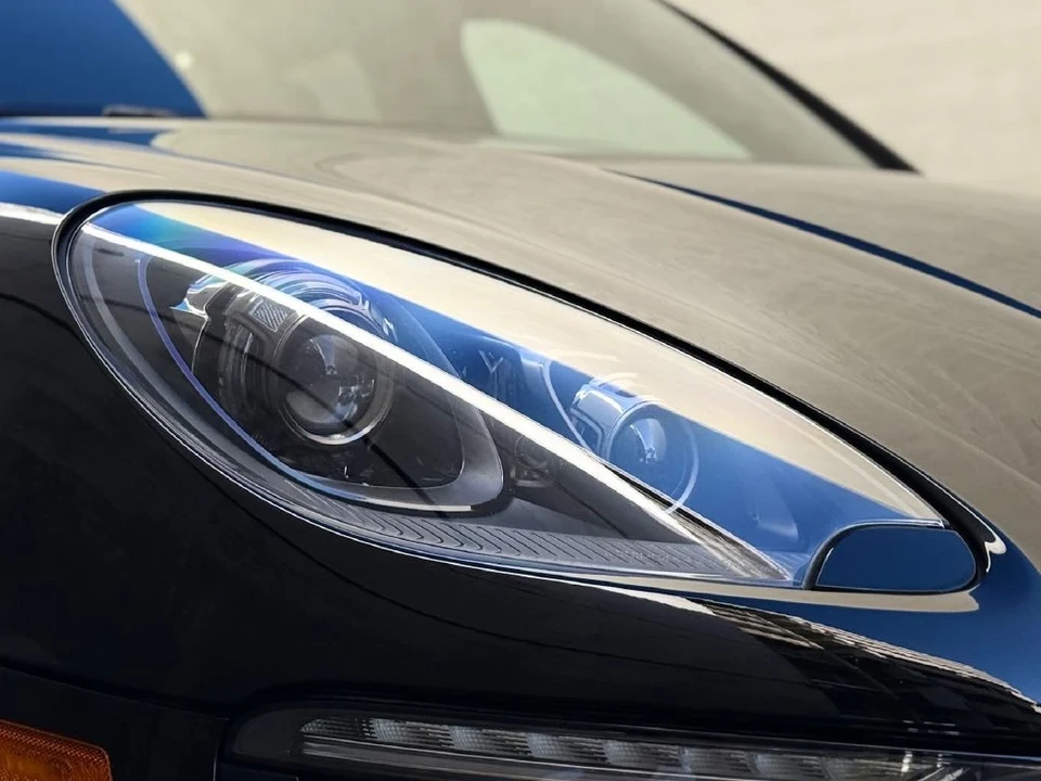 2018 Porsche Macan GTS - Image 9 of 21