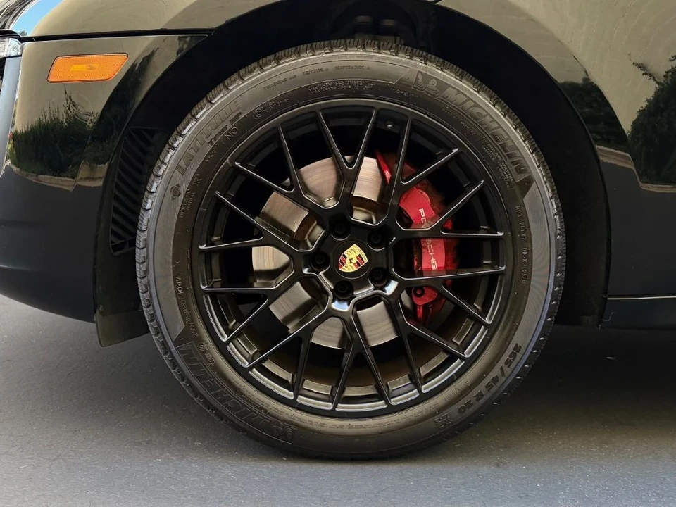 2018 Porsche Macan GTS - Image 14 of 21