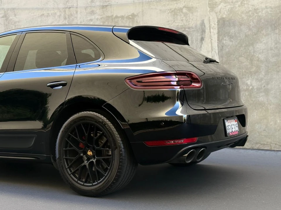2018 Porsche Macan GTS - Image 15 of 21