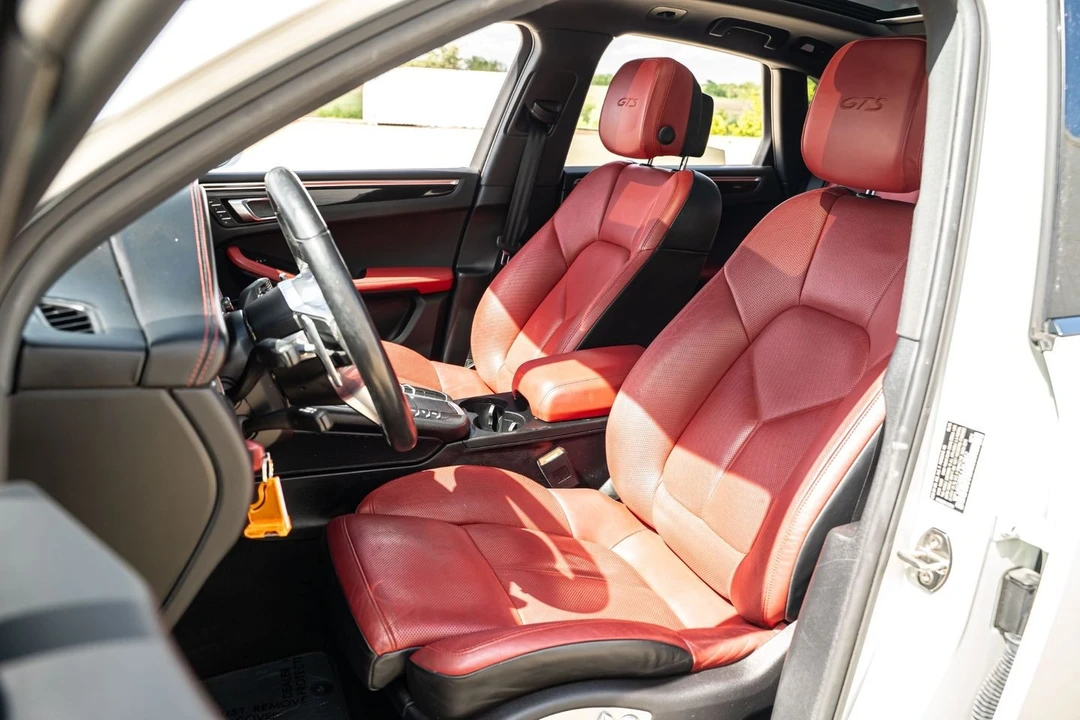 2018 Porsche Macan GTS - Image 20 of 31