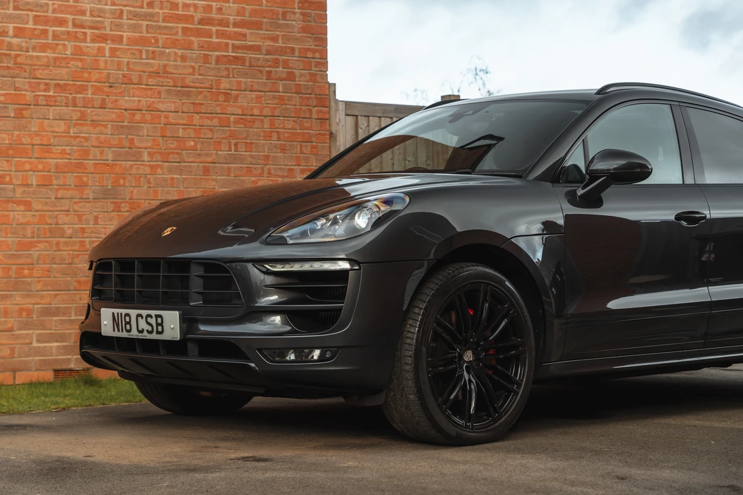 2018 Porsche Macan GTS - Image 19 of 31