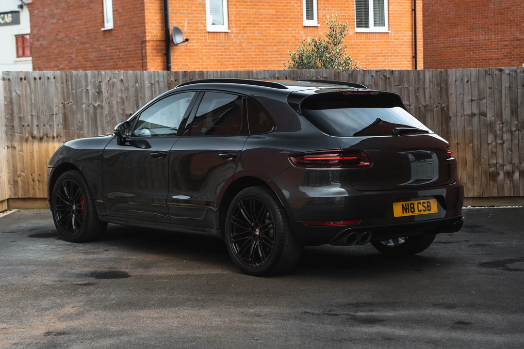 2018 Porsche Macan GTS - Image 14 of 31