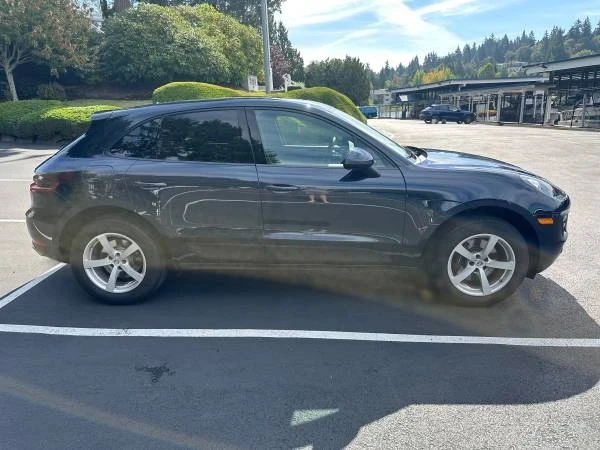 2018 Porsche Macan - Image 9 of 15