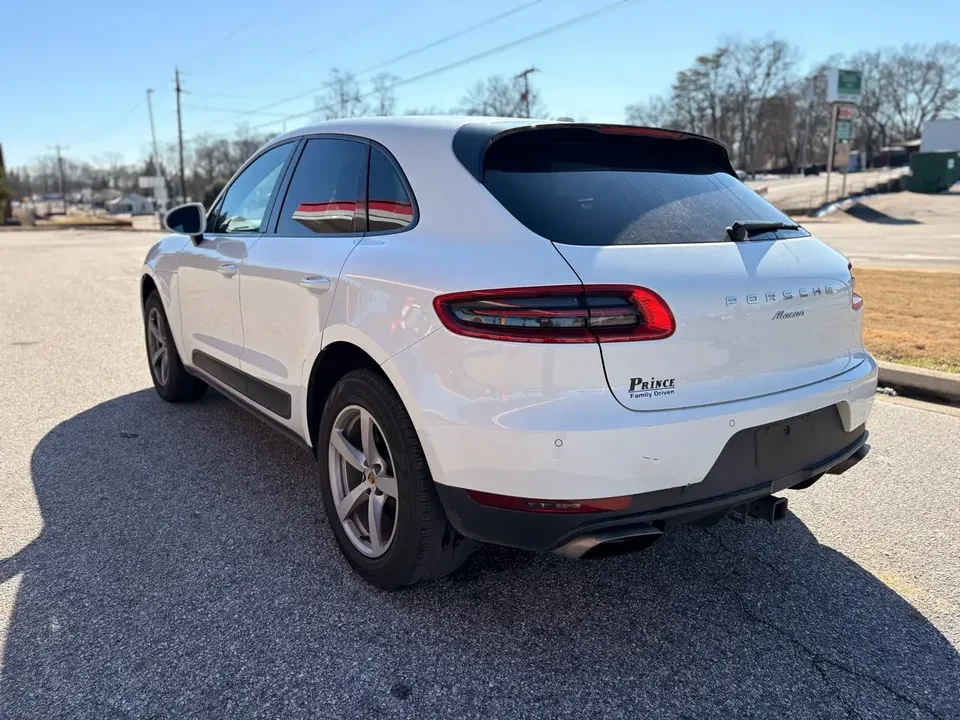 2018 Porsche Macan - Image 6 of 7