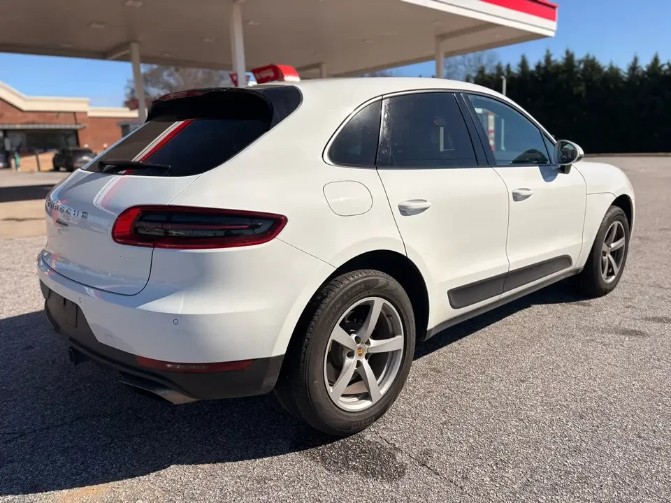 2018 Porsche Macan - Image 5 of 7