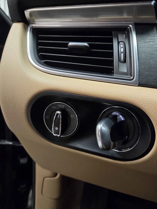 2018 Porsche Macan - Image 3 of 14