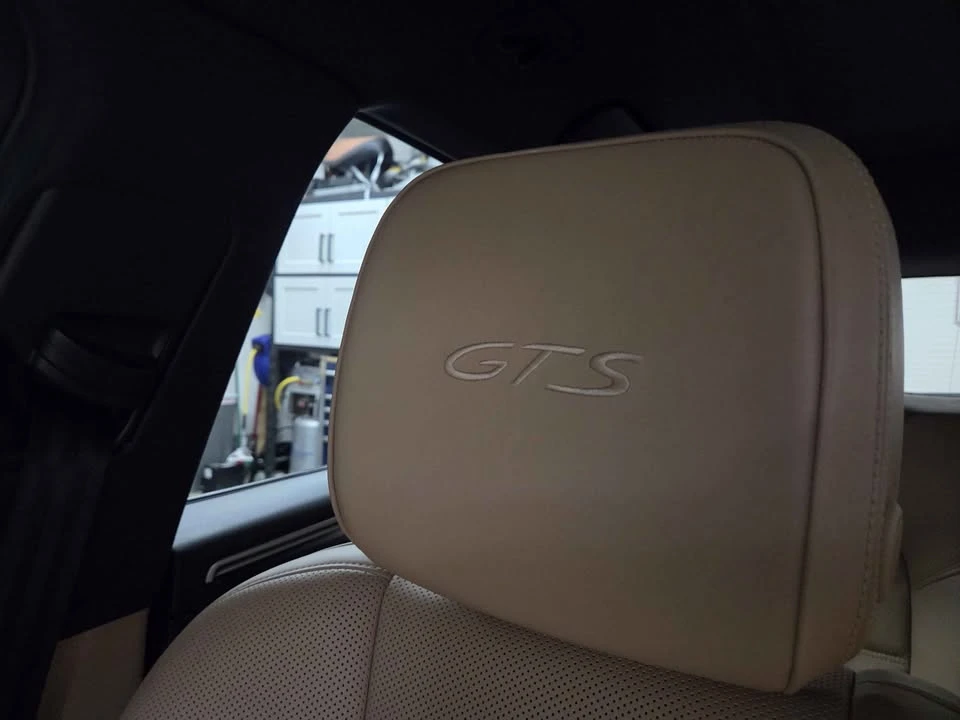 2018 Porsche Macan - Image 6 of 14