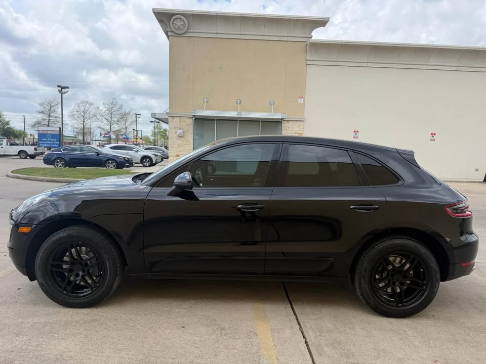 2018 Porsche Macan - Image 2 of 7