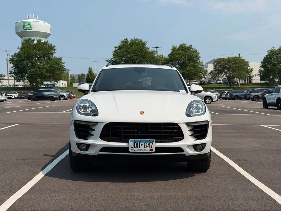 2018 Porsche Macan - Image 4 of 11