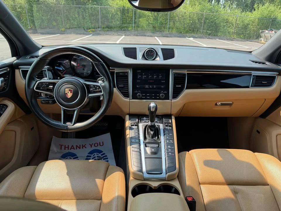 2018 Porsche Macan - Image 6 of 11