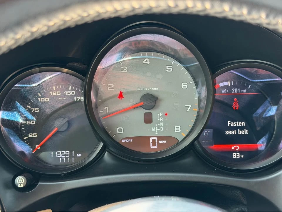 2018 Porsche Macan - Image 11 of 11