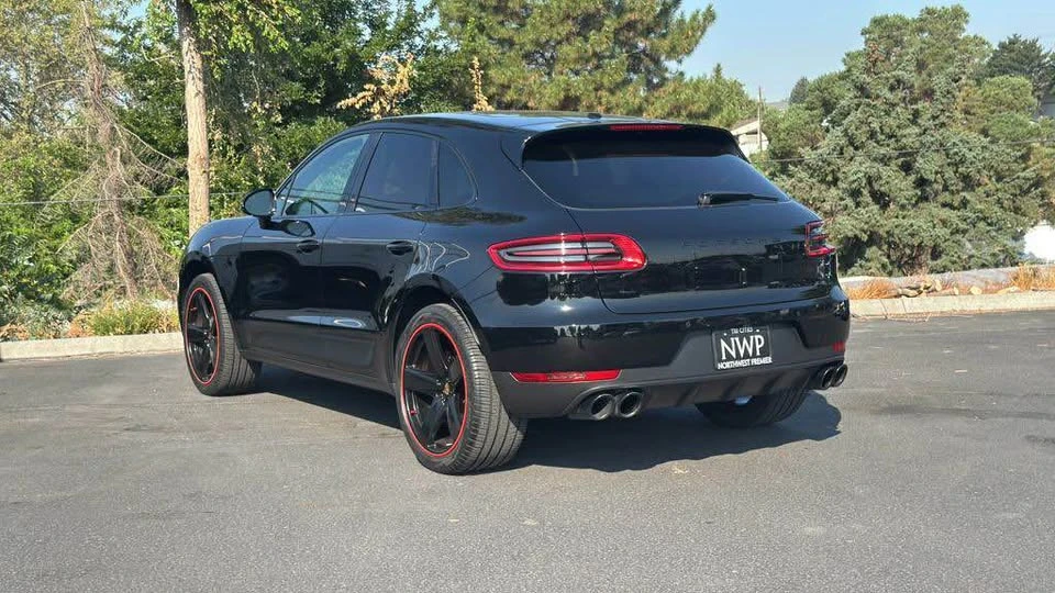 2018 Porsche Macan - Image 4 of 10