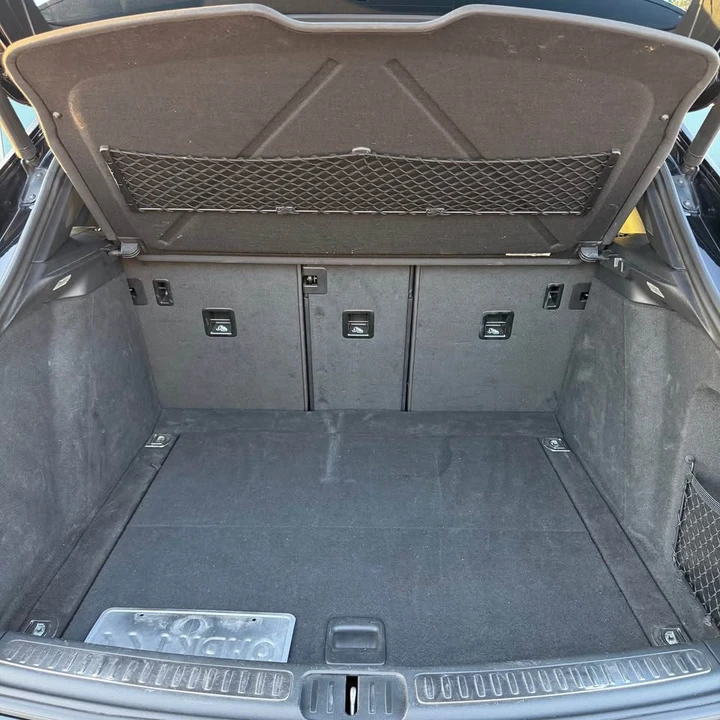 2018 Porsche Macan - Image 18 of 18