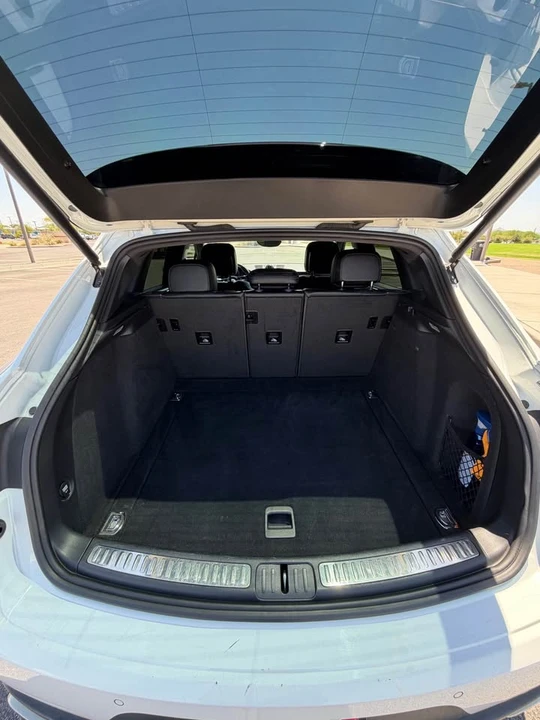 2018 Porsche Macan - Image 7 of 16