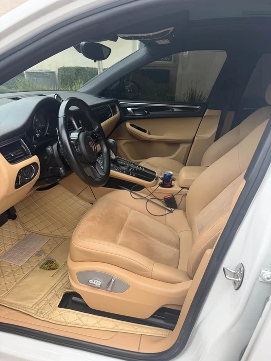 2018 Porsche Macan - Image 6 of 9