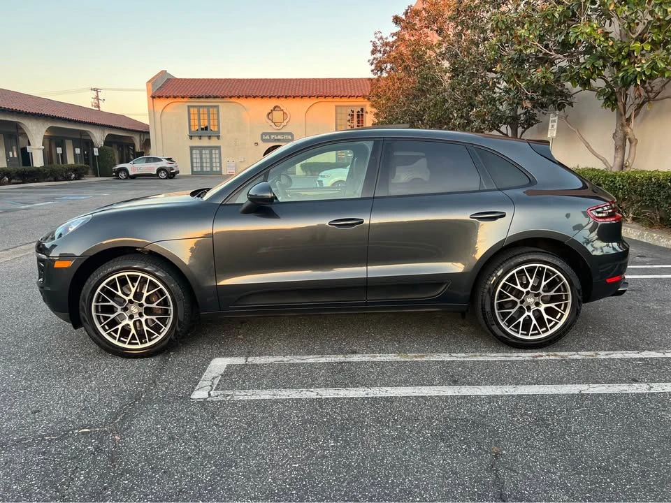 2018 Porsche Macan - Image 3 of 20