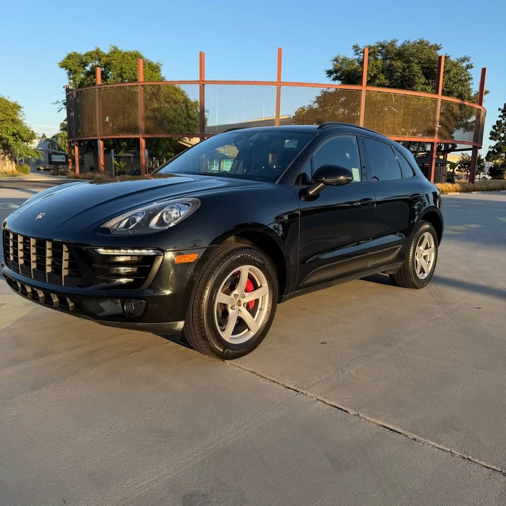 2018 Porsche Macan - Image 3 of 18
