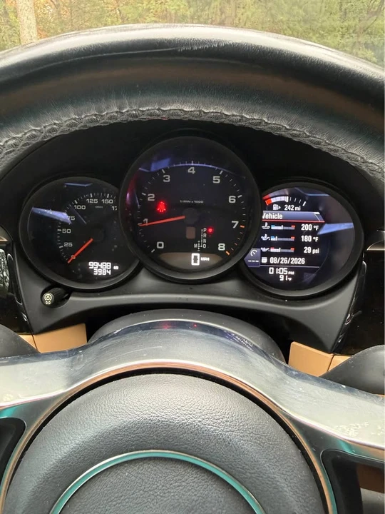 2018 Porsche Macan - Image 6 of 18