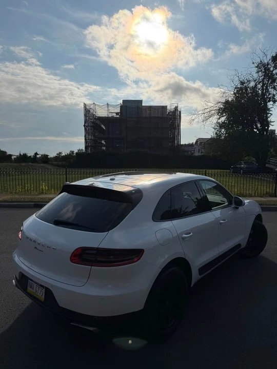 2018 Porsche Macan - Image 6 of 20