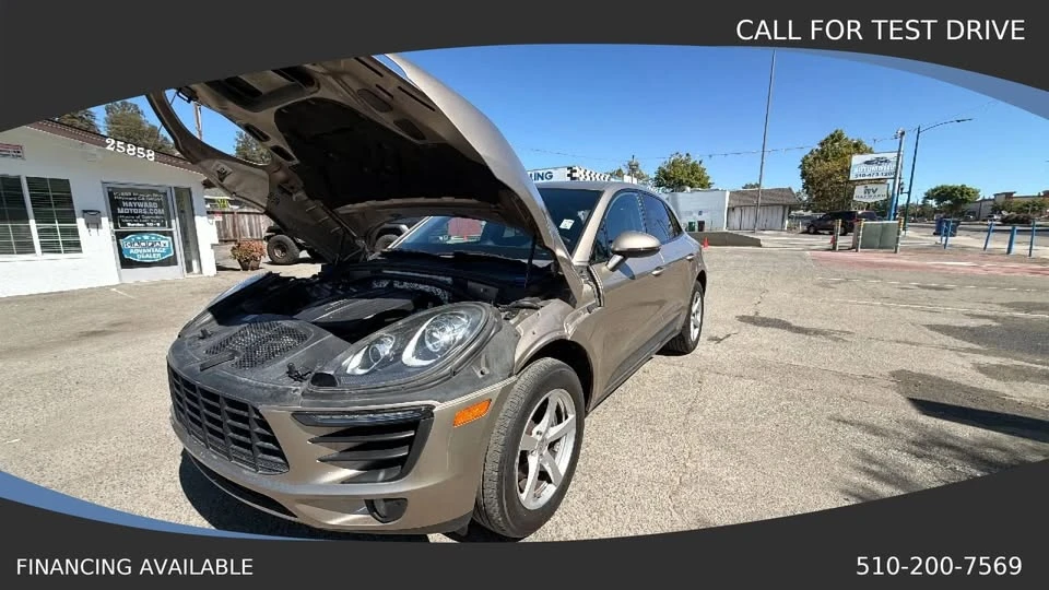 2018 Porsche Macan - Image 10 of 20