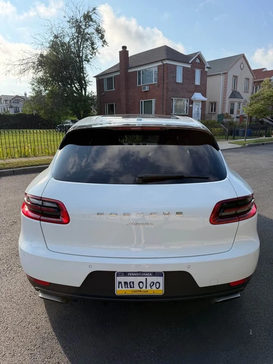 2018 Porsche Macan - Image 5 of 20