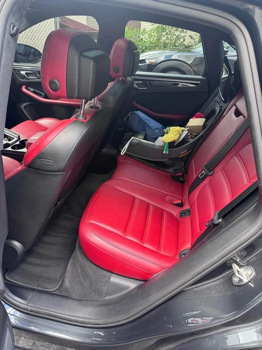 2018 Porsche Macan - Image 12 of 20