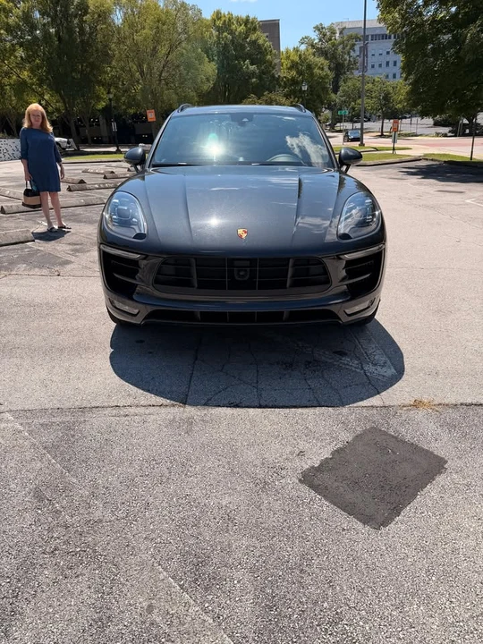 2018 Porsche Macan - Image 2 of 8
