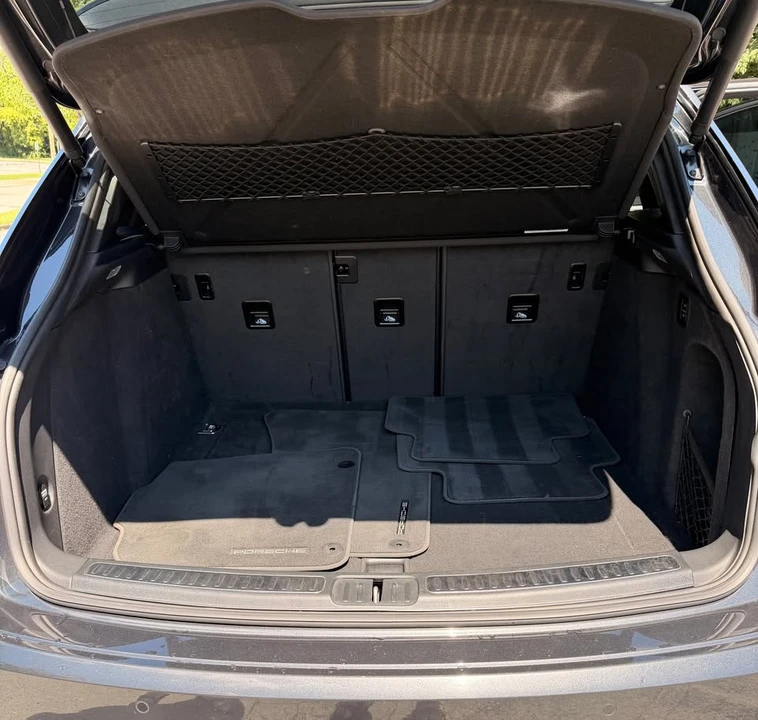 2018 Porsche Macan - Image 8 of 8
