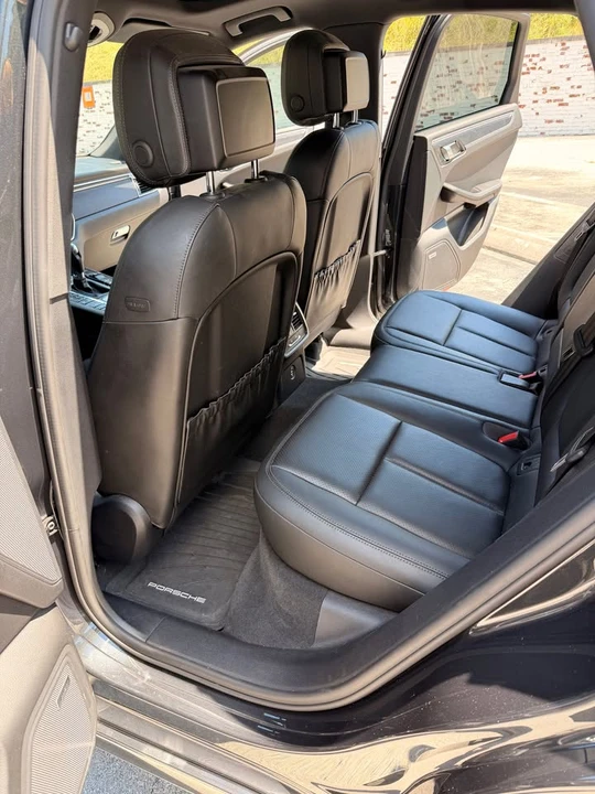 2018 Porsche Macan - Image 5 of 8